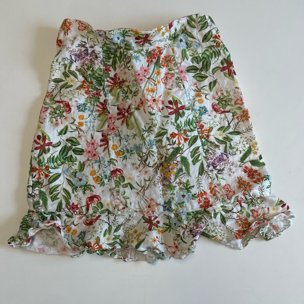 Los Angeles Atelier & Other Stories mini floral skirt
